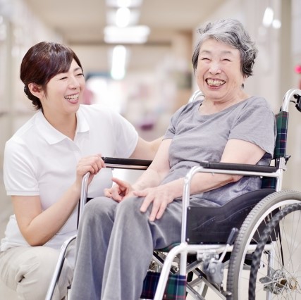 特別養護老人ホームとはどんな介護施設?特徴や費用感までチェック