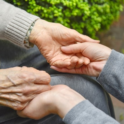 要支援と要介護はどう違う?段階ごとのサービスの違いとは