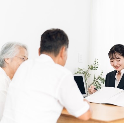 生活相談員とは?仕事内容から必要な資格まで徹底解説