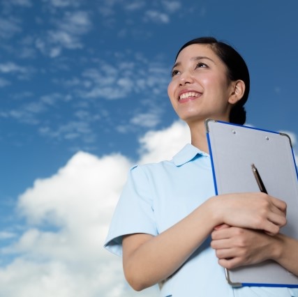 介護職の有効求人倍率を解説!新卒・転職採用は売り手市場?!