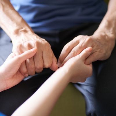 フレイルとは?原因や症状を簡単に解説&介護現場でできる対策を紹介