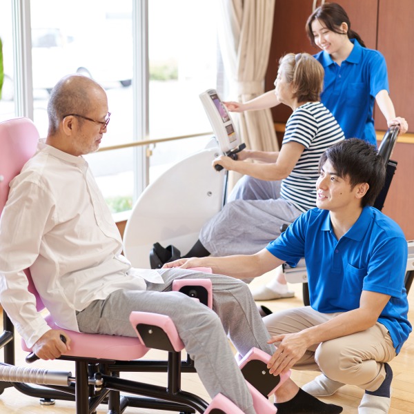 介護予防健康アドバイザーとは?資格の概要や試験内容をチェック